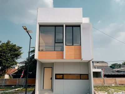 Rumah 2 Lantai Diapit 3 Area Depok, Tangsel dan Jaksel