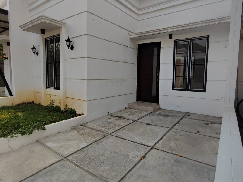 Rumah Classic Eropa Dekat Pemda Cibinong Bogor