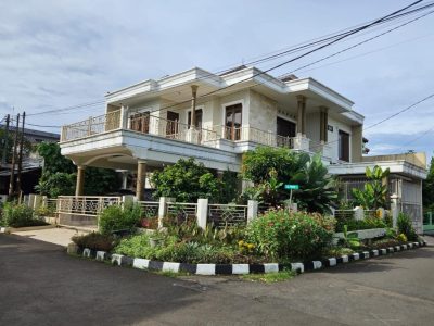 Dijual Rumah Mewah 2 Lantai di Taman Yasmin Bogor - Strategis & SHM