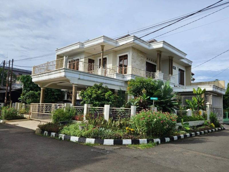 Dijual Rumah Mewah 2 Lantai di Taman Yasmin Bogor - Strategis & SHM